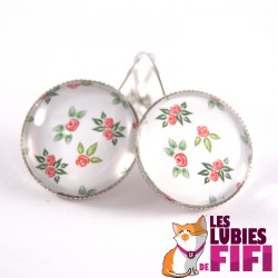 Boucles d’oreille fleurs : petites fleurs rouges
