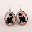 Boucle d’oreille chat : chat noir et son collier de perles