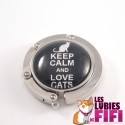 Accroche sac chat : keep calm and love cats sur fond soir