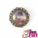 Broche chat : le chartreux et son chapeau noir