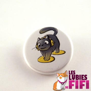 Badge chat : Lucio le chat DJ version jaune