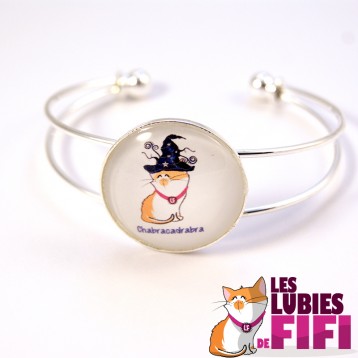 Bracelet chat : Fifi la magicienne