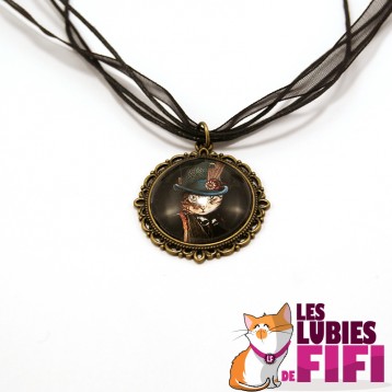 Collier chat steampunk : le chat et son haut de forme à plume